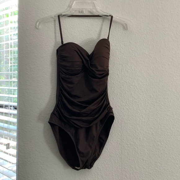 La Blanca by Rod Beattie Brown One Piece Bathing Suit size 8 Flattering - Picture 1 of 11